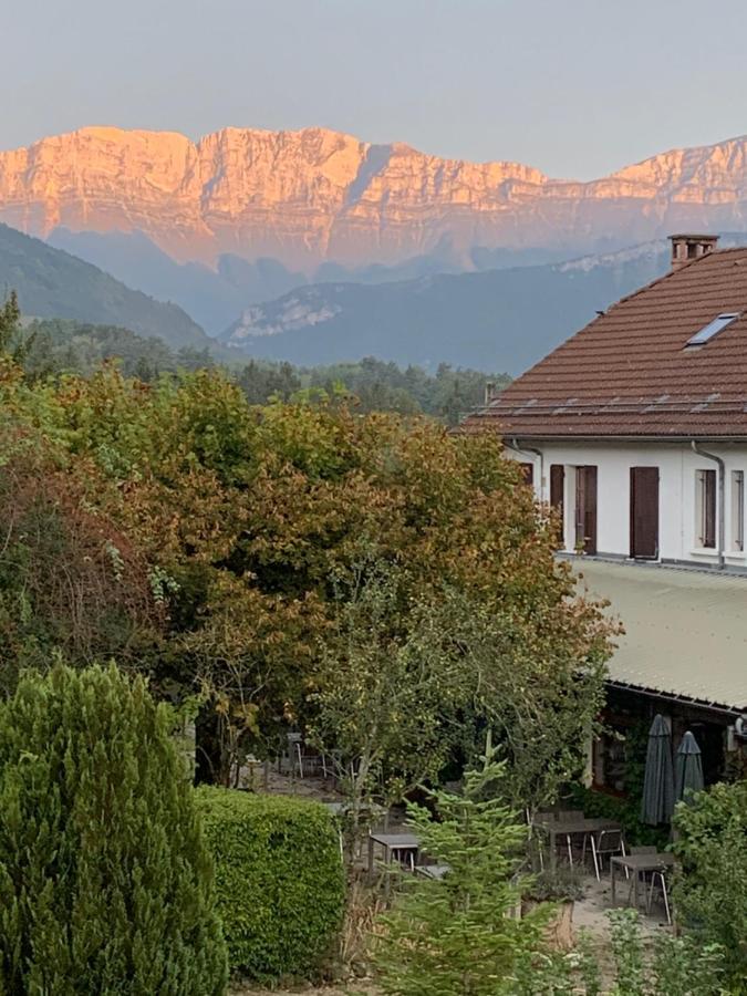 Отель Au Sans Souci Saint-Paul-les-Monestier Экстерьер фото