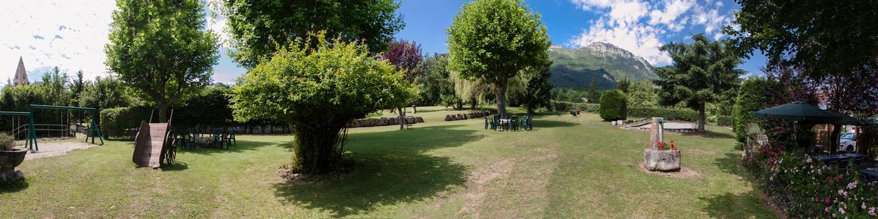 Отель Au Sans Souci Saint-Paul-les-Monestier Экстерьер фото